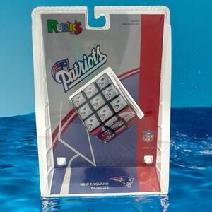 NEW ENGLAND PATRIOTS Football NFL 2006 RUBIKS CUBE Game Toy Adult New Kids